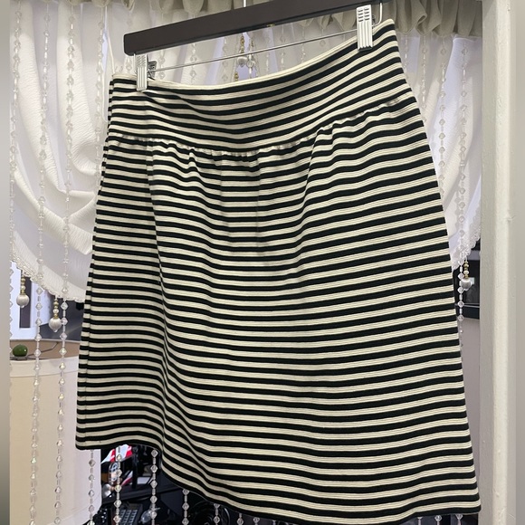 Joe Fresh large stripe midi skirt - Picture 2 of 2